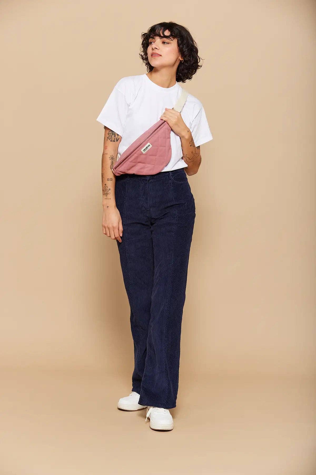 Hindbag Olivia gesteppte Bauchtasche in Blush