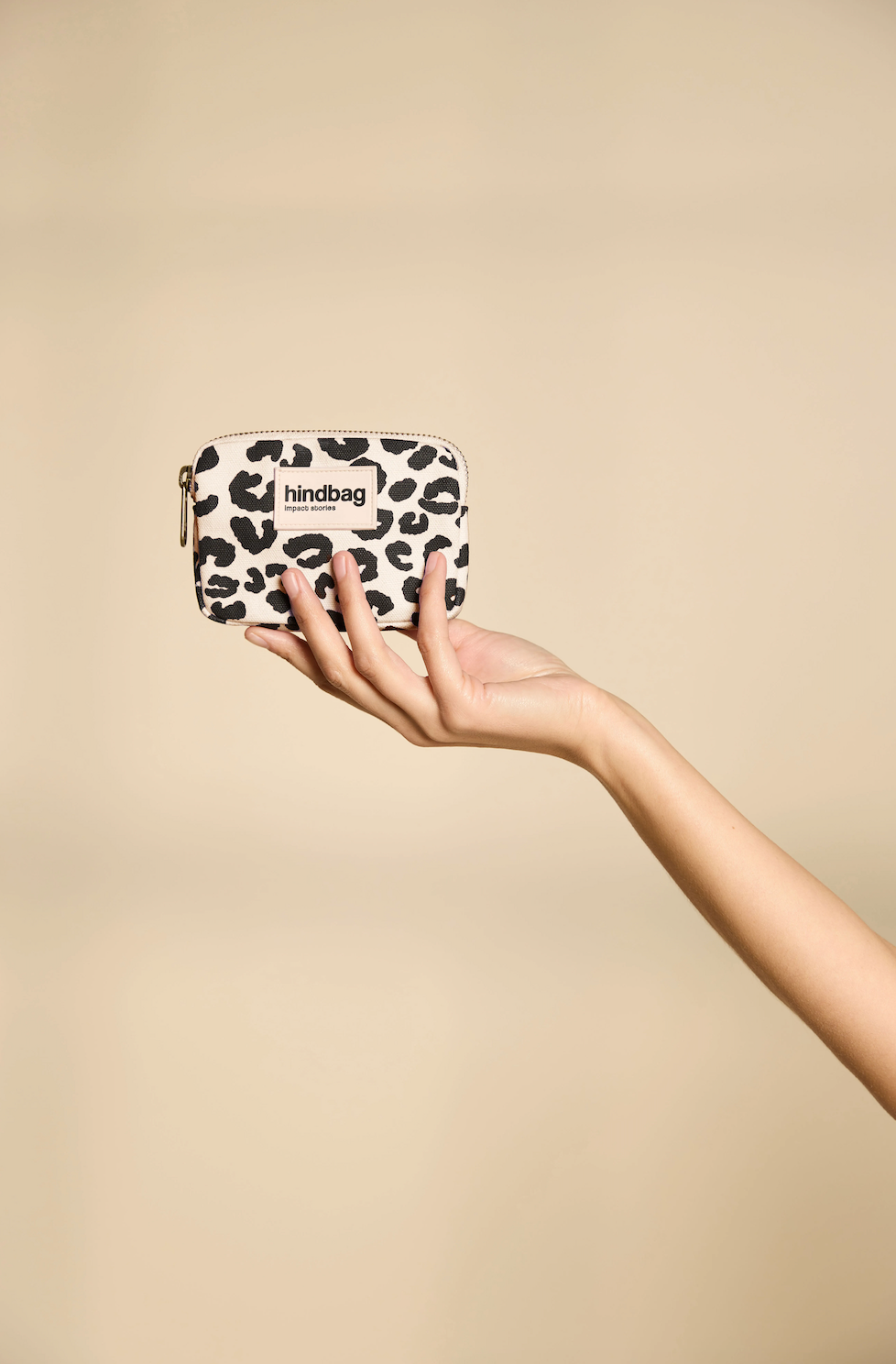 Hindbag Lili Leopard Portemonnaie in Ecru