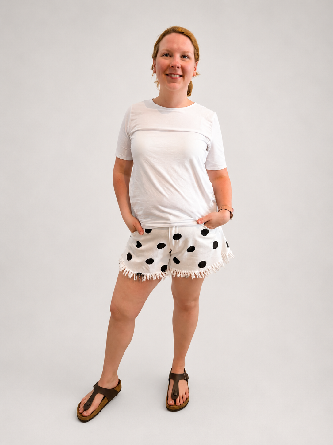 Shorts mit Punkten creme