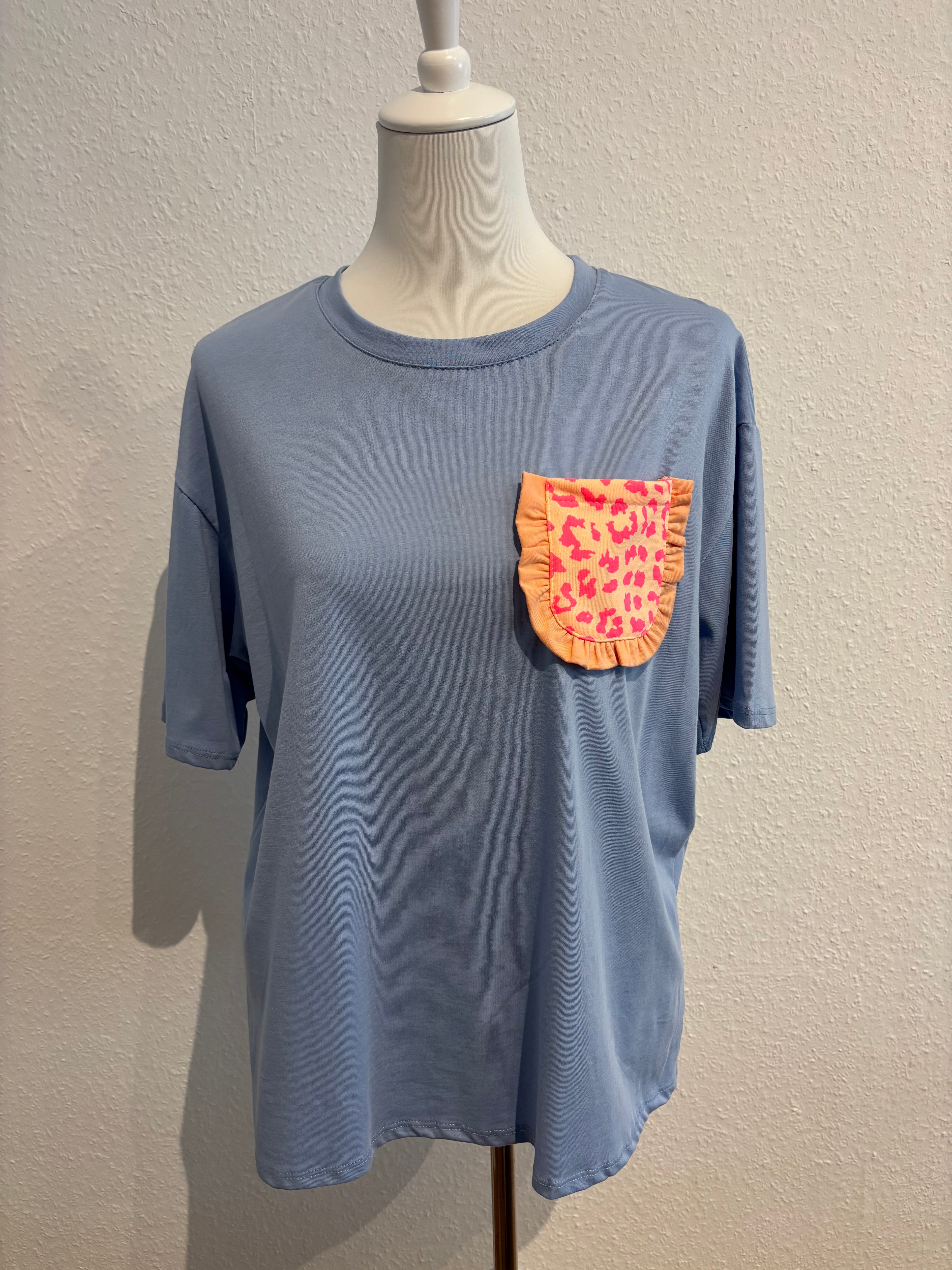 T-Shirt mit Leo blau