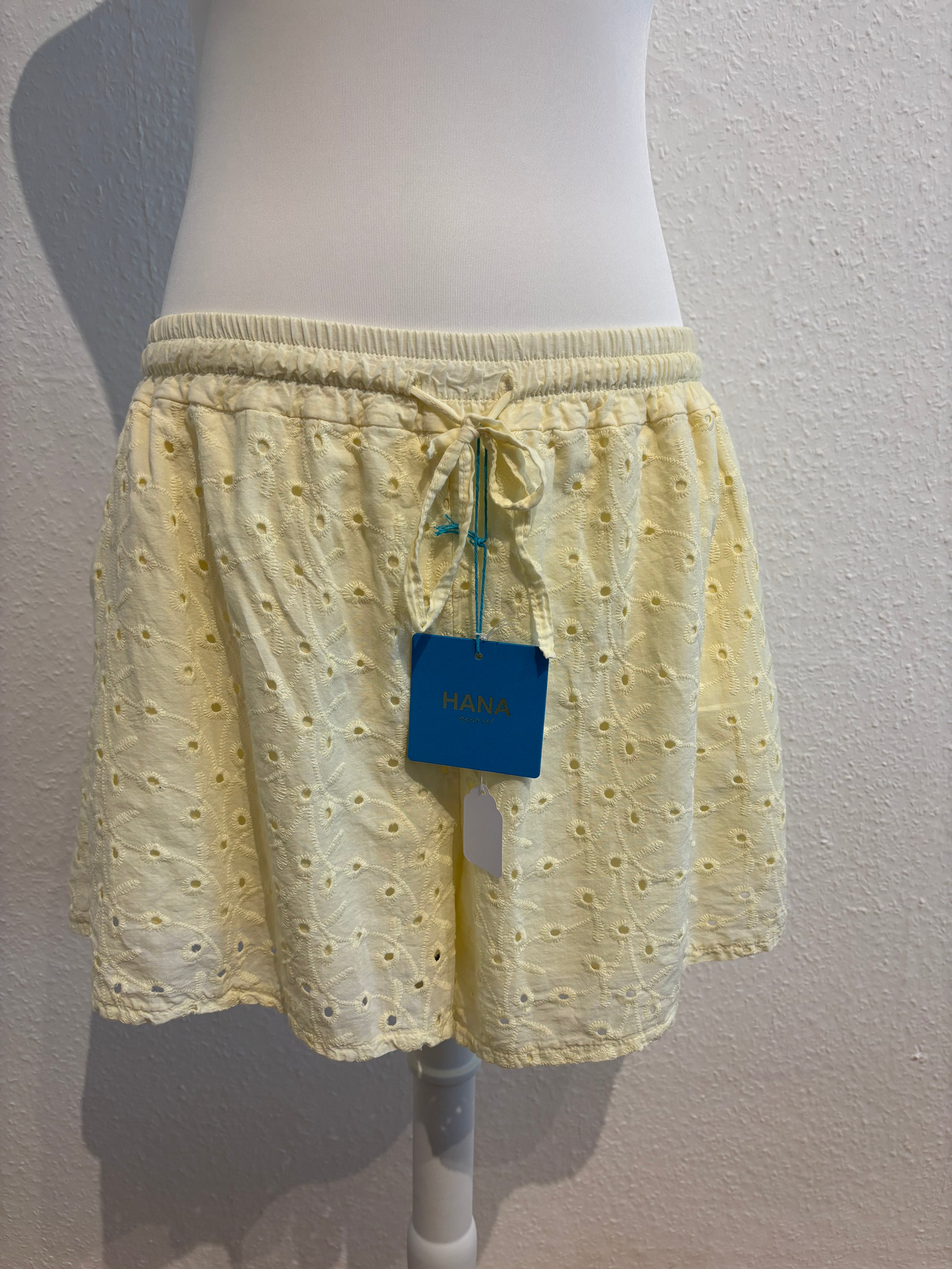 Shorts gelb