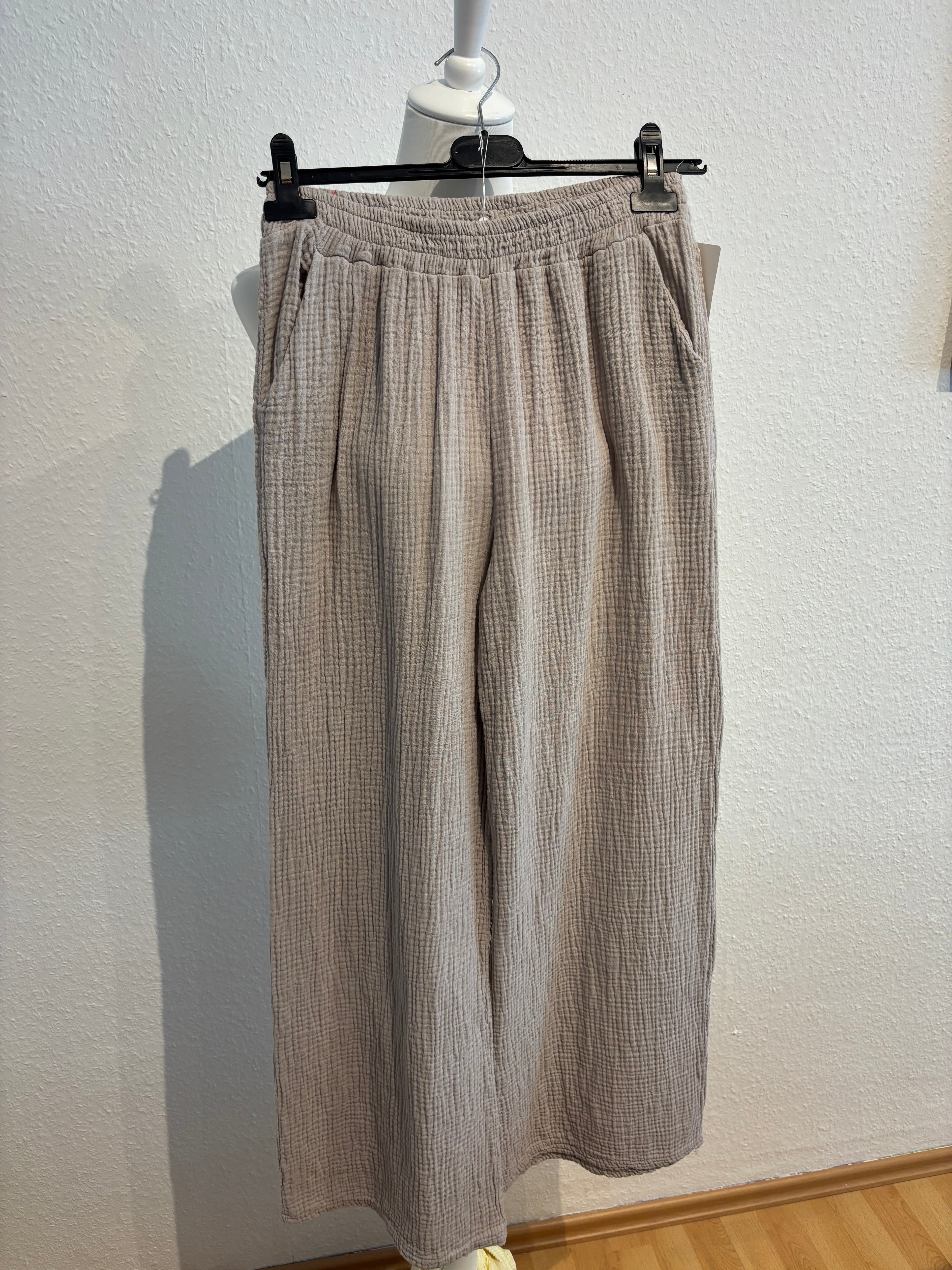 Musselin Hose grau/beige