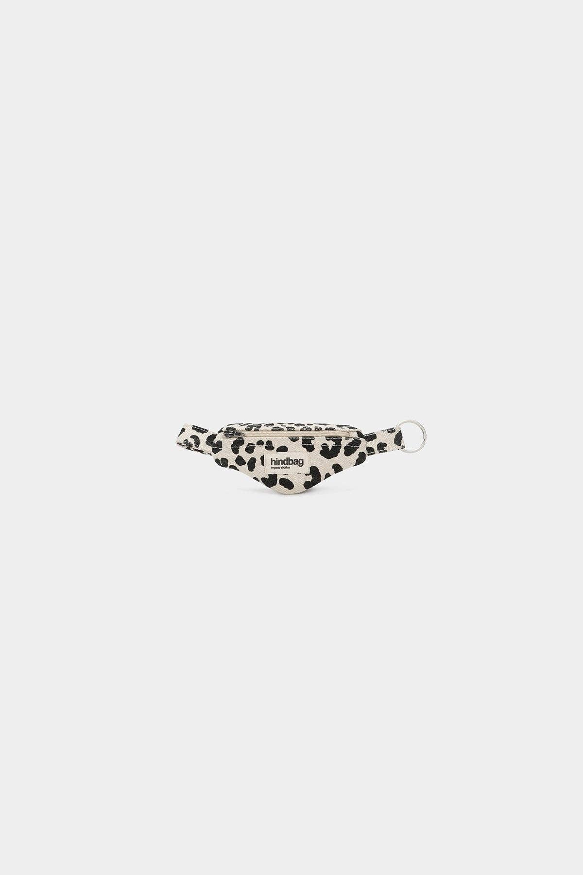 Hindbag Leopardenmuster Ecru Schlüsselanhänger in Bananenform Côme